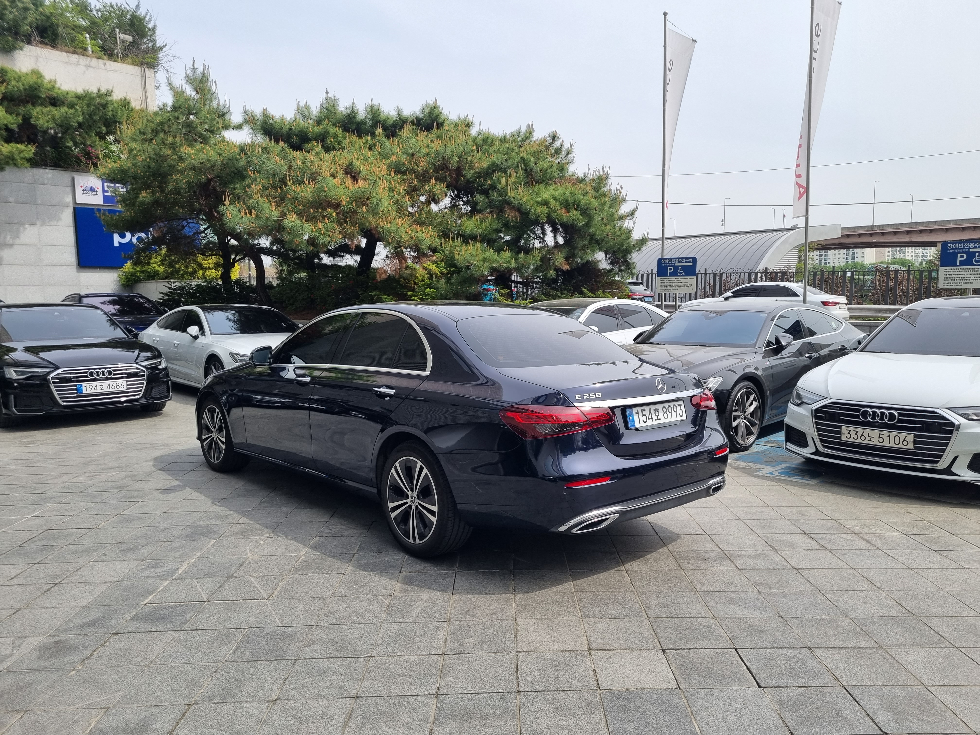 22년식 벤츠 E250