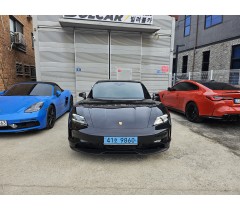 25년식 포르쉐 타이칸
